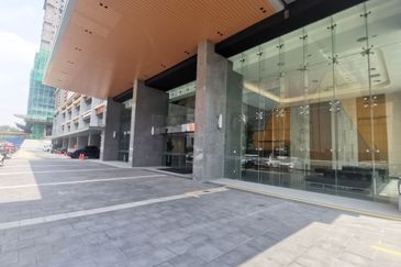 Sunway Velocity V2 Office Tower Brand New MSC Status Office Near MRT & LRT Station