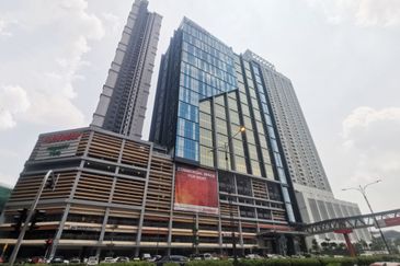 Sunway Velocity V2 Office Tower Brand New MSC Status Office Near MRT & LRT Station