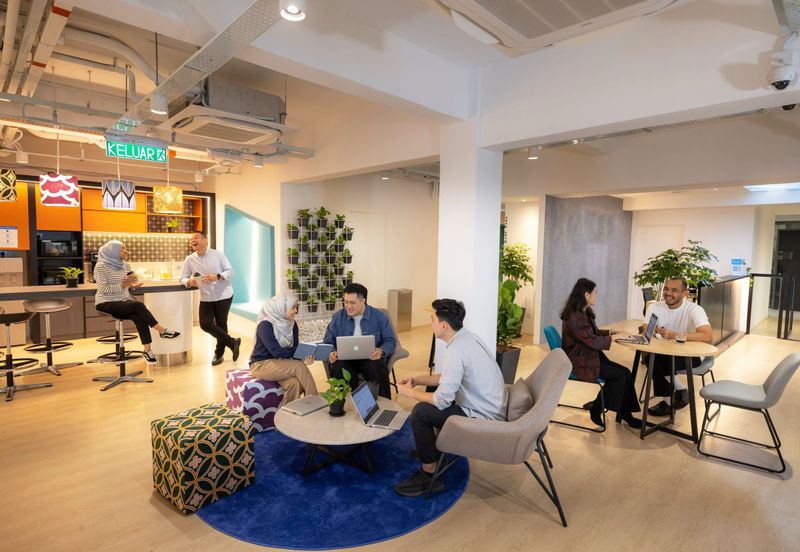 The Five @ Damansara Height Serviced Office For 23 pax use Next to MRT Station