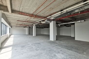 Warehouse @ Hicom-Glenmarie Industrial Park 3500sf