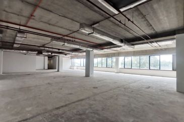 Warehouse @ Hicom-Glenmarie Industrial Park 3500sf