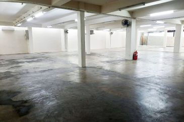 Jalan Universiti (Jalan Prof Diraja Ungku Aziz)