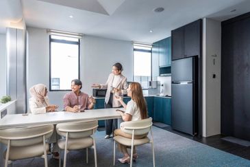 Central Park Johor Bharu Serviced Office Available For 1 – 10 pax use