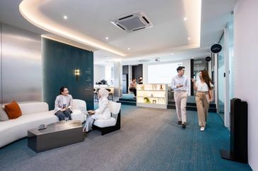 Central Park Johor Bharu Serviced Office Available For 1 – 10 pax use