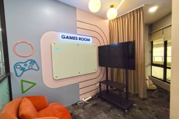  8 First Avenue @ Bandar Utama Serviced Office Available For 44 pax use MD Status Link to MRT Station