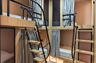  8 First Avenue @ Bandar Utama Serviced Office Available For 44 pax use MD Status Link to MRT Station