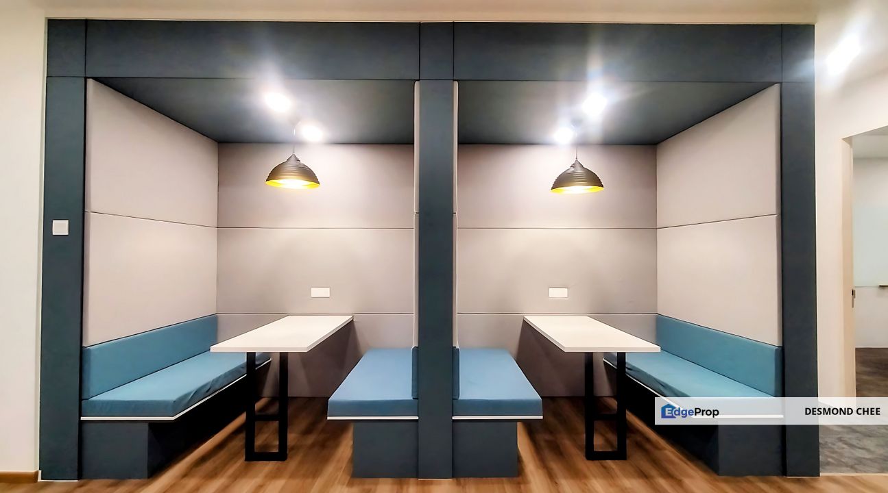 The Podium Kuching Serviced Office Available For 1-10 pax use Opposite AEON Mall Kuching Central, Sarawak, Kuching