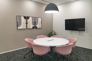 Prima 9 @ Cyberjaya Serviced Office For 13 pax use MD Status