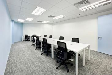 Menara Pelangi @ Johor Bahru Serviced Office For 10 pax use Connected to Plaza Pelangi mall