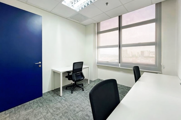 Menara Pelangi @ Johor Bahru Serviced Office For 10 pax use Connected to Plaza Pelangi mall
