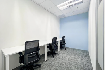Menara Pelangi @ Johor Bahru Serviced Office Available For 1-10 pax use Connected to Plaza Pelangi mall