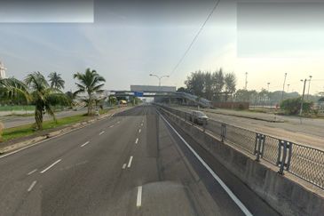 Persiaran Raja Muda Musa, Pelabuhan Klang