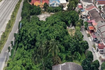 Persiaran Raja Muda Musa, Pelabuhan Klang