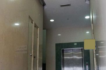 Taipan Business Centre, USJ 10