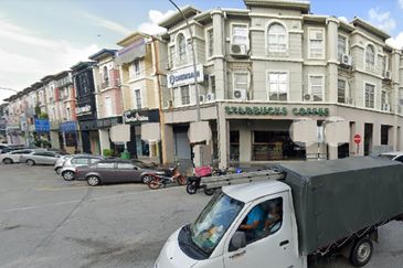 Taipan Business Centre, USJ 10