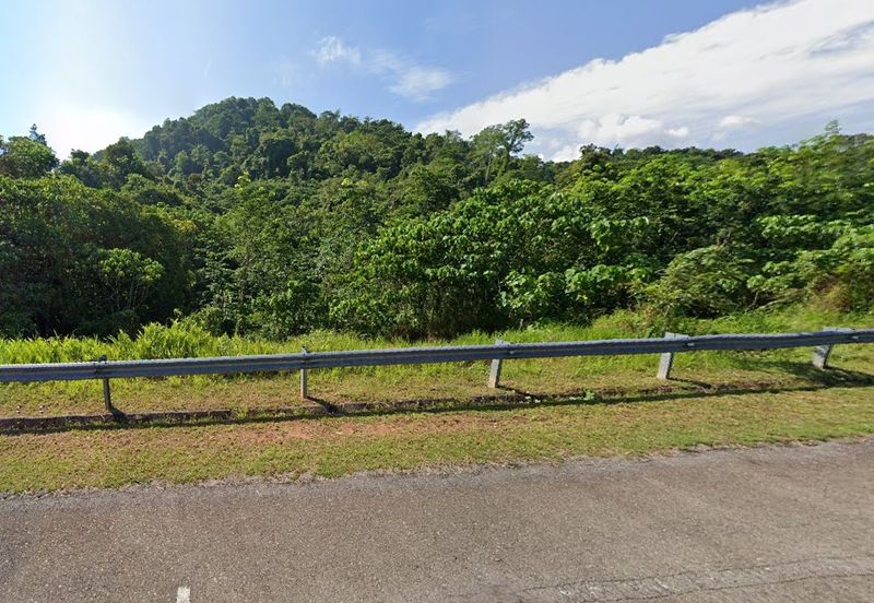 Land, 1.56 ac, Main road, Malay Reserved land, Kampung Luat, 33400 Lenggong, Perak