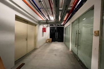 Shoplot, Ground Floor,  1,830 sq ft  I-Zen Kiara, Mont Kiara, 50480 Kuala Lumpur