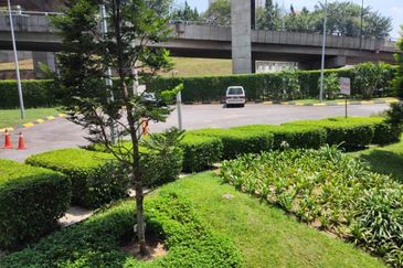 Shoplot, Ground Floor,  1,830 sq ft  I-Zen Kiara, Mont Kiara, 50480 Kuala Lumpur