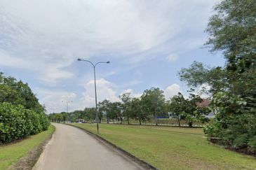 Sungai Gumut ( Lembah Beringin )