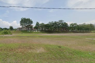 Sungai Gumut ( Lembah Beringin )