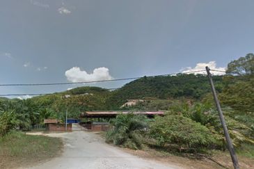 Land, Very Cheap, Hilltop, 8.35 acres, KM 5, Jalan Sang Lee, Sungai Penjuring, 28700 Bentong, Pahang 