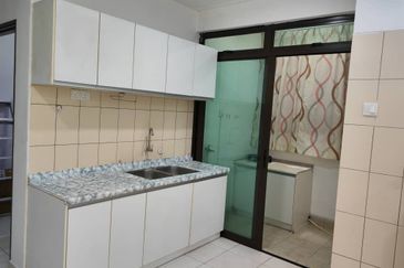 Indah Alam Condominium