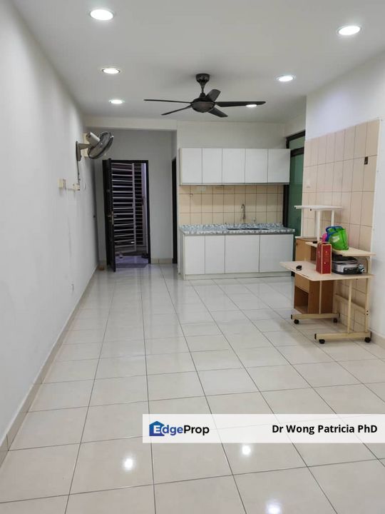 Condo, Very cheap now, 4R 2B, Main Road, Indah Alam Condo, next to Tropicana Metropark, MSU & Aeon Mall Shah Alam, Selangor, Shah Alam