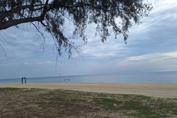 Beach Resort Land, 4.64 acres, Jalan Pantai Hiburan, Kampung Pulau Lang, 26800 Kuala Rompin, Pahang