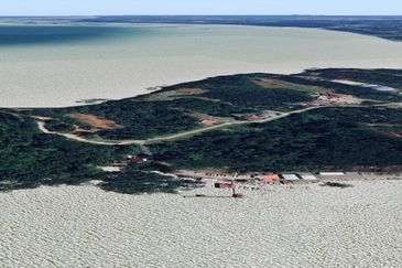 Commercial Beach Land, 2.38 ac, Kampung Kuala Lukut, 71000 Port Dickson, Negeri Sembilan