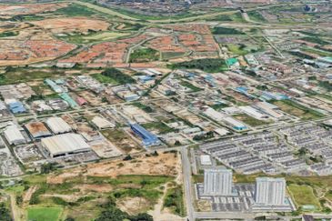 Jalan Bukit Kemuning