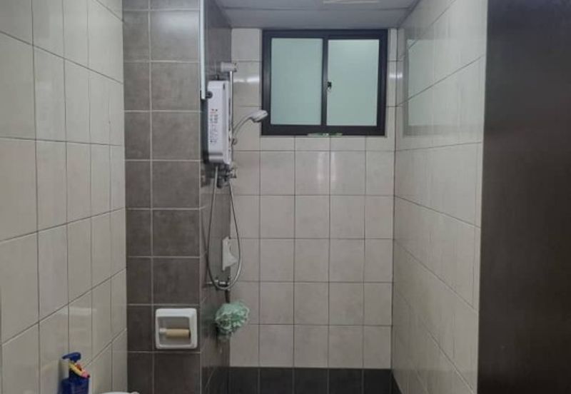 Indah Alam Condominium