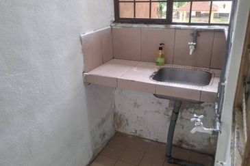 PPR Kampung Baru Air Panas