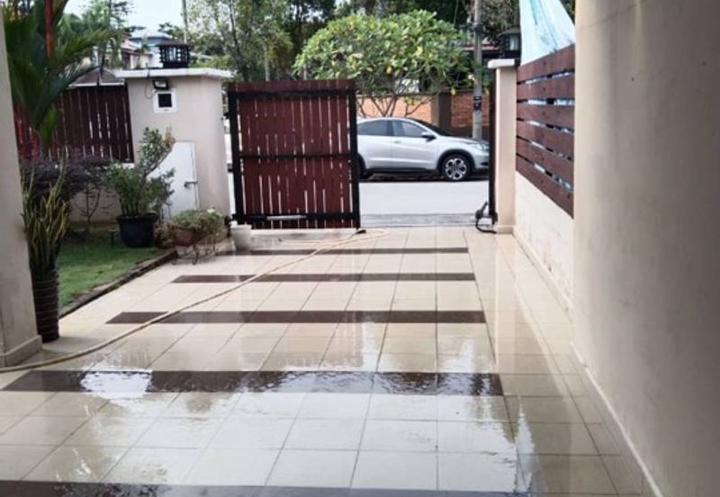 Berkeley, Ara Damansara