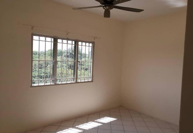 Bayu Puteri Apartment