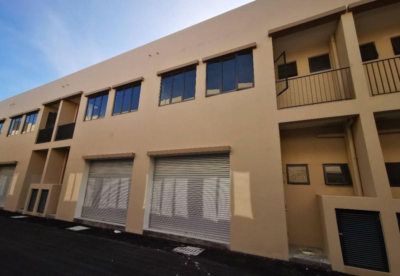 Triana @ Tropicana Amans