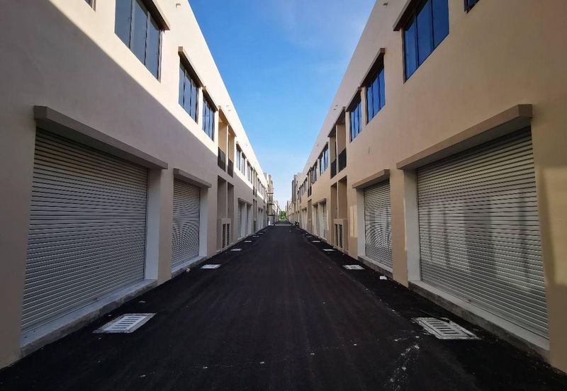 Triana @ Tropicana Amans