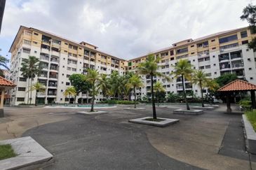 Vista Bayu Apartment, Taman Bayu Perdana