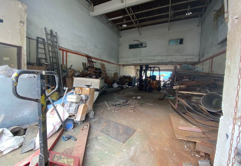 Seksyen 26 Link factory for rent