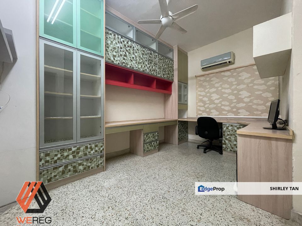 For Rent : Taman Chi Liung 2Sty  Rental Price : RM 2100 ( nego ) 双层排屋出租  * Freehold  * Intermediate Unit * Built up - 2200 Sqft  * 6Room 3Bathroom  * , Selangor, Klang