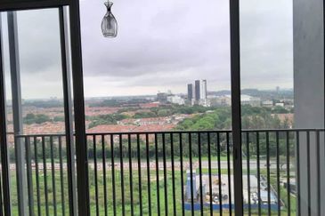 Gravit8 @ Klang South