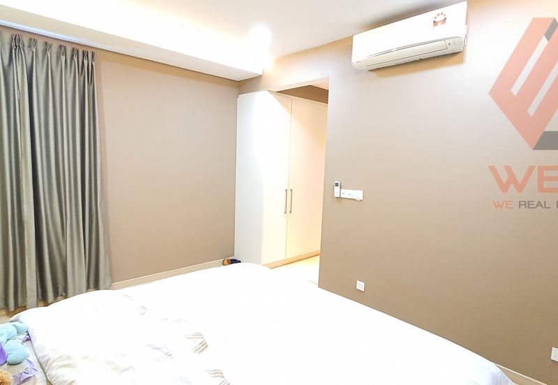 Gravit8 @ Klang South