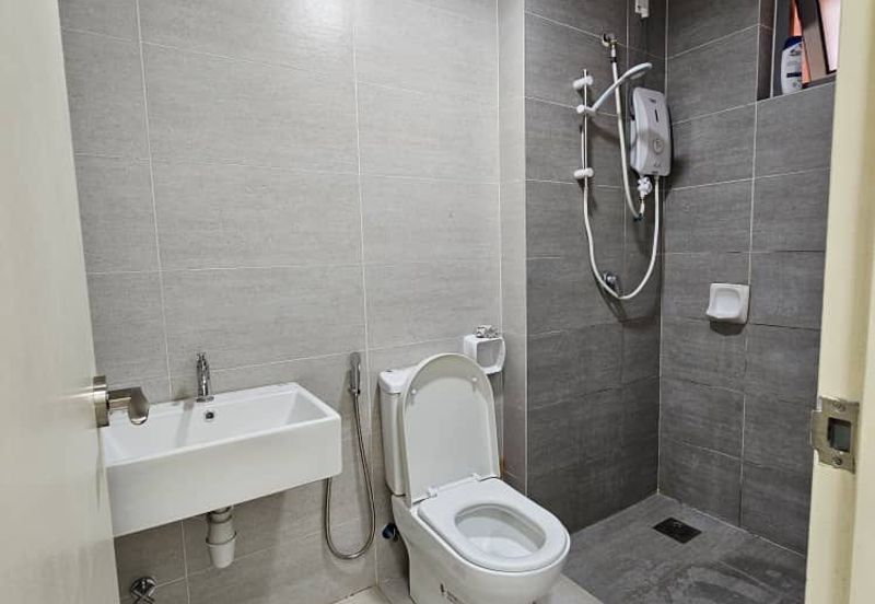 Gravit8 @ Klang South