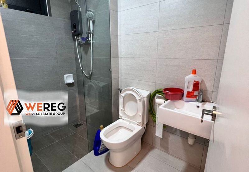 Gravit8 @ Klang South