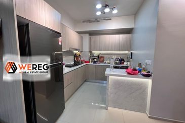 Gravit8 @ Klang South