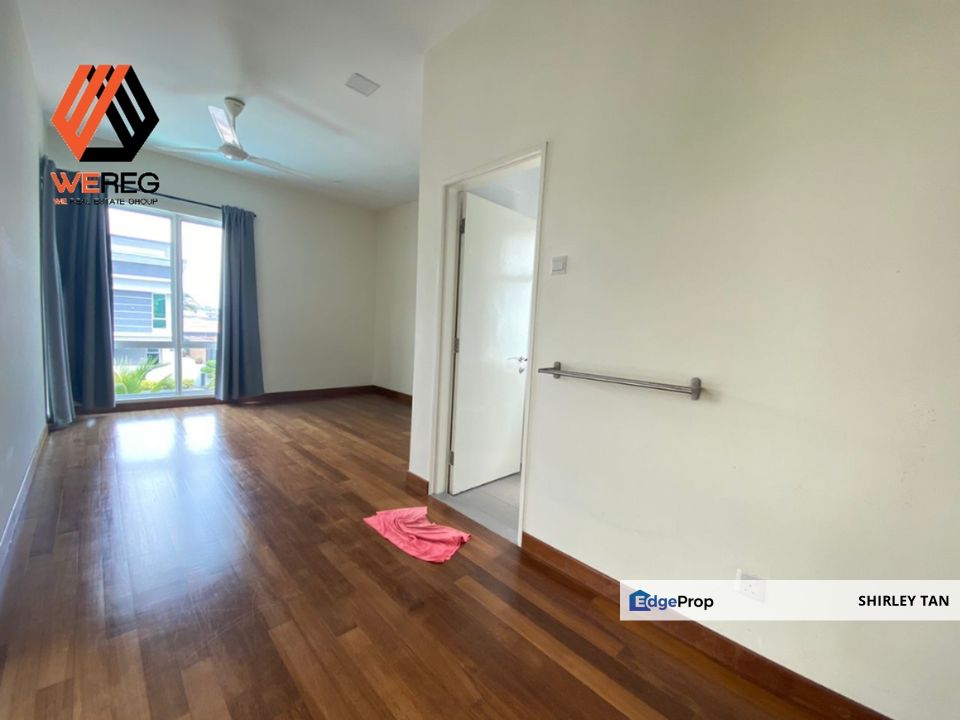 Parkland Klang swimming pool bungalow, Selangor, Klang