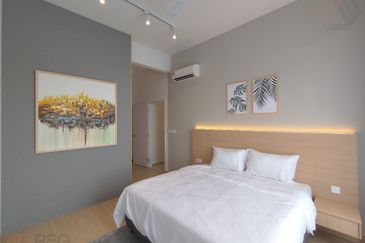 Gravit8 @ Klang South