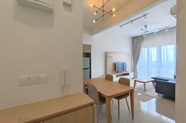 Gravit8 @ Klang South