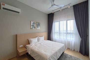 Gravit8 @ Klang South