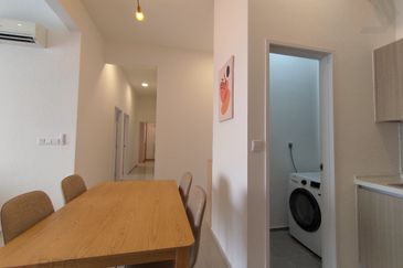 Gravit8 @ Klang South