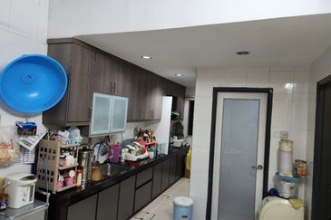 Jalan Makyong, Bandar Bukit Raja